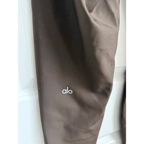ALO Yoga Chocolate Brown Leggings - Picture 8 of 8